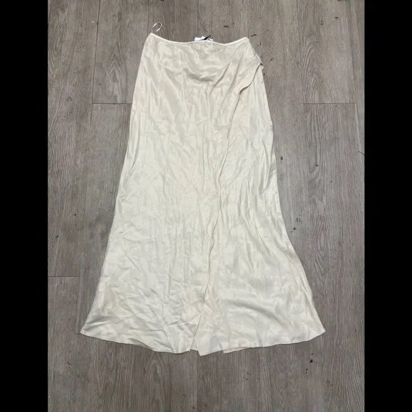 Zara satin skirt M - Picture 3 of 6